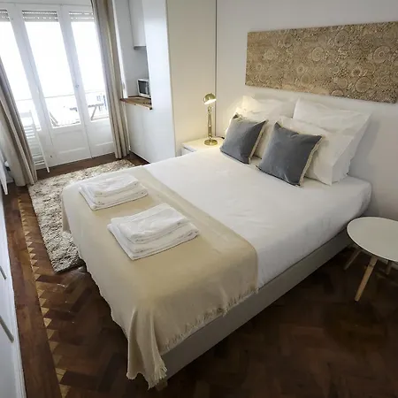67 Suites Pensión 3*