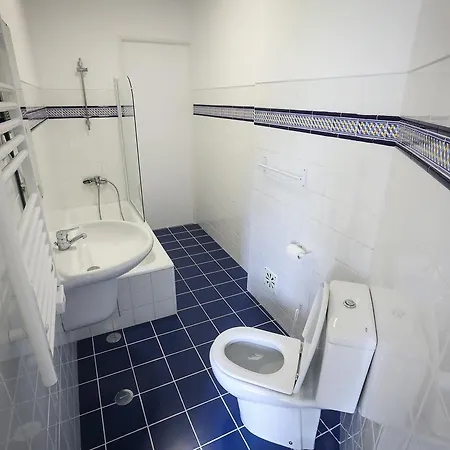 Pensión 67 Suites