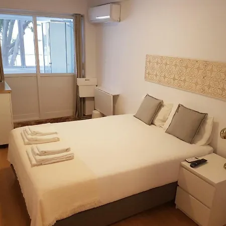 67 Suites Pensión
