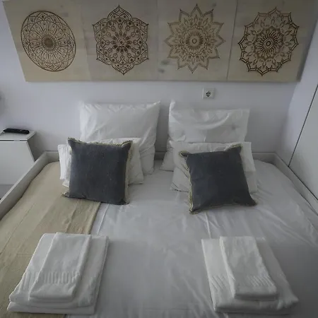 Penzion 67 Suites 3*